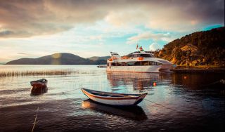 boat tours la paz Transturin Ltda.